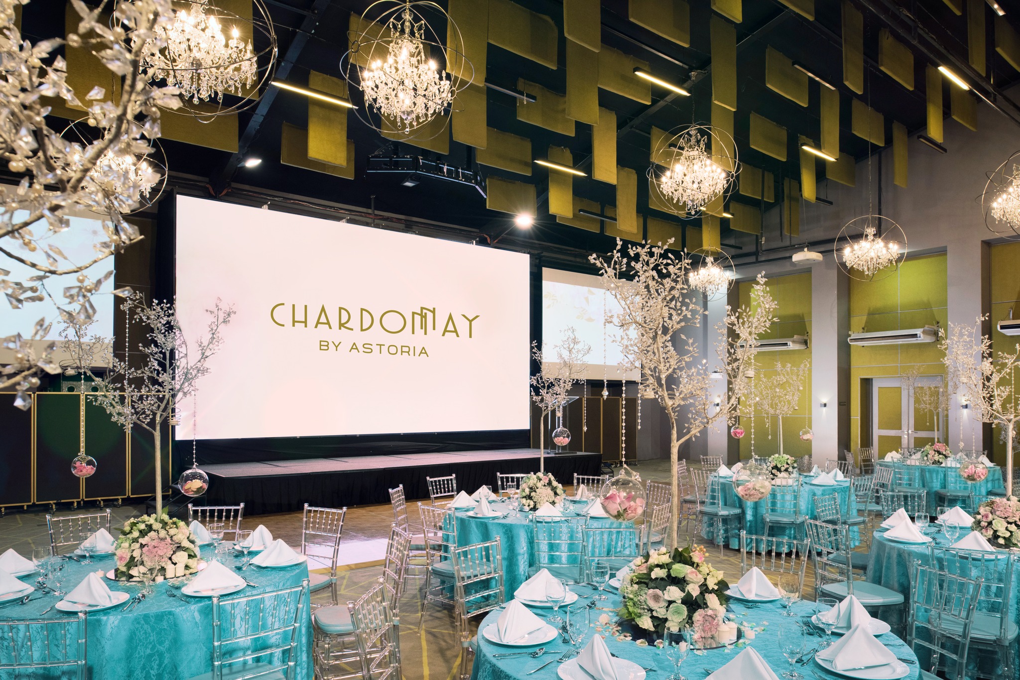 Read more about the article How to Choose the Right Banquet Setup for Your Next Event 
